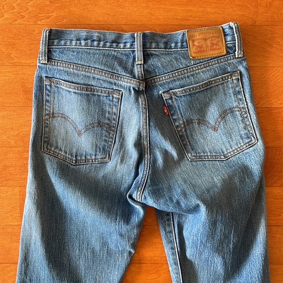 levi's white oak cone denim wedgie fit - Picture 4 of 4